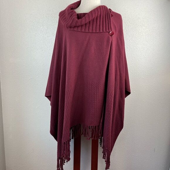 D & Bond Maroon Fringed Button Sweater Poncho One Size Fits Most EUC - Picture 1 of 8